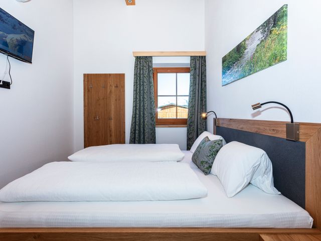 Ferienwohnungen Hausbacher